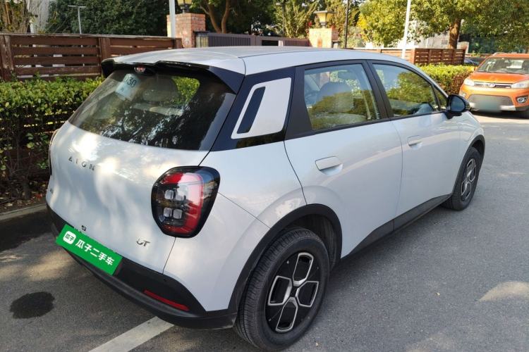 Used AION UT 2025 330 Starlight Edition
