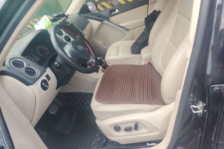 Used Volkswagen Tiguan 2012 1.8TSI Automatic Two-Wheel Drive Trend Edition Left Front Seat