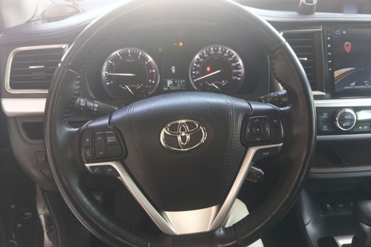 Used Toyota Highlander 2015 2.0T Four-Wheel Drive Luxury Edition 7-Seater