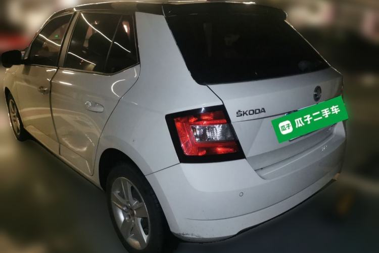 Used Skoda Fabia 2017 1.4L Automatic Car Enjoy Edition