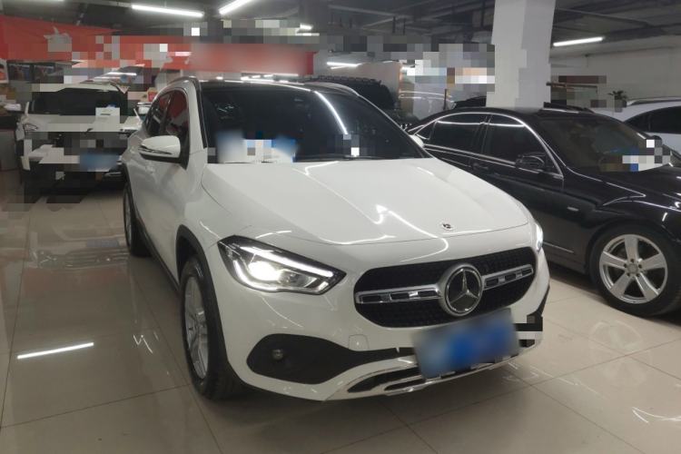 Used Mercedes-Benz GLA 2023 Facelifted GLA 200 Exterior 1