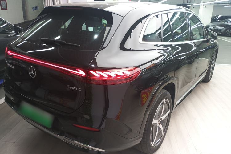 Used Mercedes-Benz EQS SUV 2023 450 4MATIC Pioneer Edition Rear Right 45 Deg