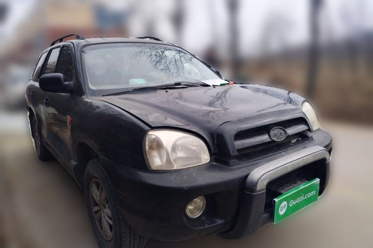 Used Huatai Santa Fe Classic 2012 2.0L Gasoline Manual Two-Wheel Drive Navigation Edition Front Right 45 Deg