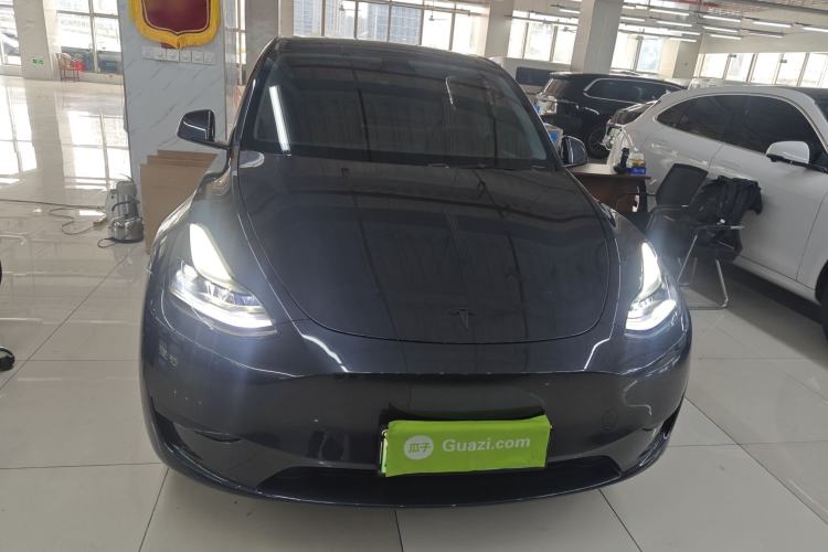 Used Tesla Model Y 2024 Rear-Wheel-Drive Version Front