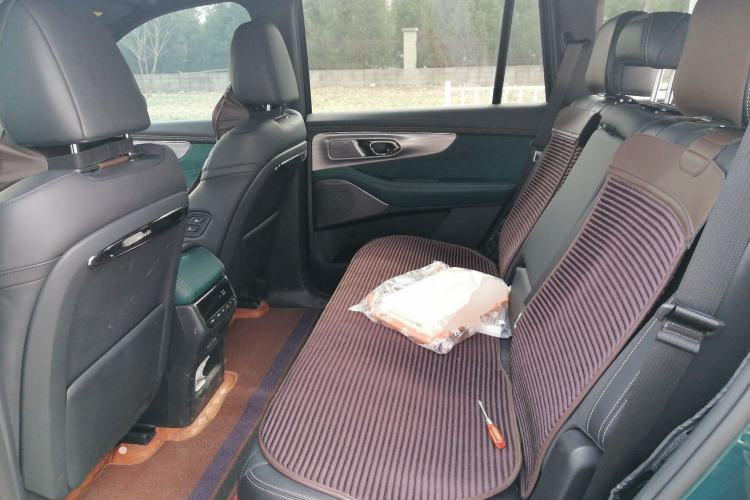 Used GAC Trumpchi ES9 2024 PHEV with 143 km Max
