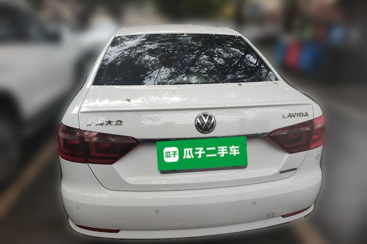 Used Volkswagen Lavida 2014 1.4 TSI DSG BlueMotion Technology Version Rear