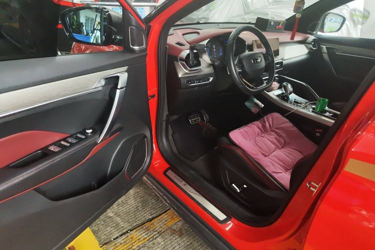 Used Geely Auto Coolray 2019 Sport Model 260T DCT Battle China V Standard