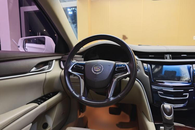 Used Cadillac XTS 2015 28T Comfort Model