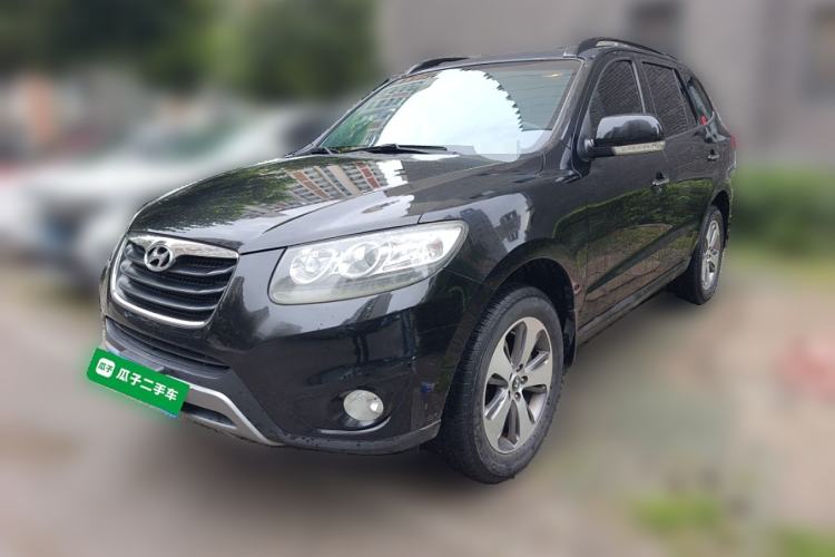 Used Hyundai Santa Fe Classic 2011 2.4 Comfort Edition 7-Seater Two-Wheel Drive