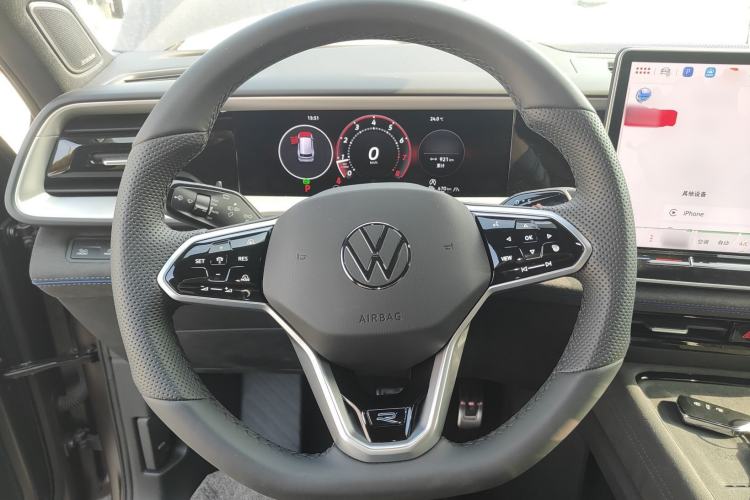 Used Volkswagen Teramont 2025 Tiguan Pro 450TSI Four-Wheel Drive Summit Edition
