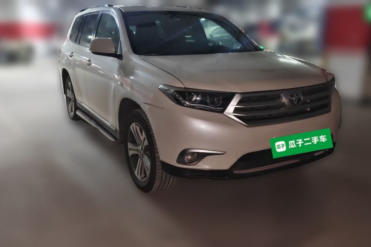 Used Toyota Highlander 2012 2.7L Two-Wheel Drive 7-Seater Luxury Edition
