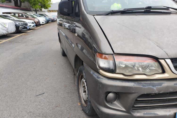 Used FORTHING Lingzhi 2015 V3 1.5L 5-Seater Special Offer Model Right Front Headlight