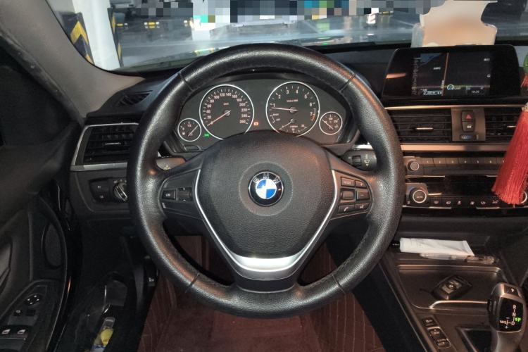 Used BMW 3 Series 2016 320i Fashion Model
