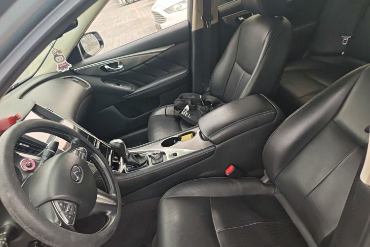 Used Infiniti Q50 2014 3.7L Comfort Edition Left Front Seat