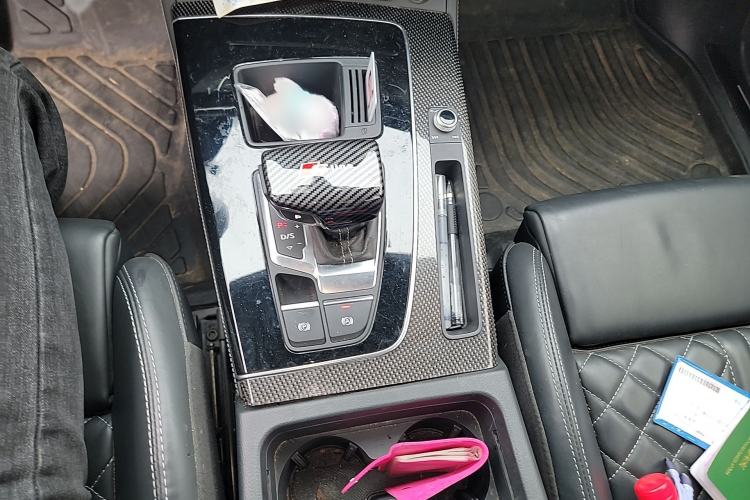 Used Audi Q5L Sportback 2021 40 TFSI Luxury Edition Gear Lever