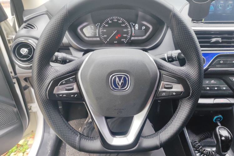 Used CHANGAN Alsvin 2018 1.5L DCT Luxury Model China V Standard Steering Wheel