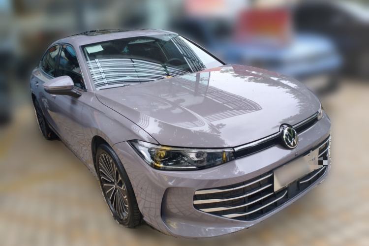 Used Volkswagen Passat 2025 Pro 380TSI Dragon Supreme Edition Exterior 1