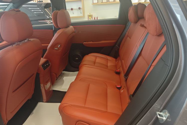 Used Hongqi HS6 PHEV 2026 220 All-Wheel Drive Smart Hybrid Version