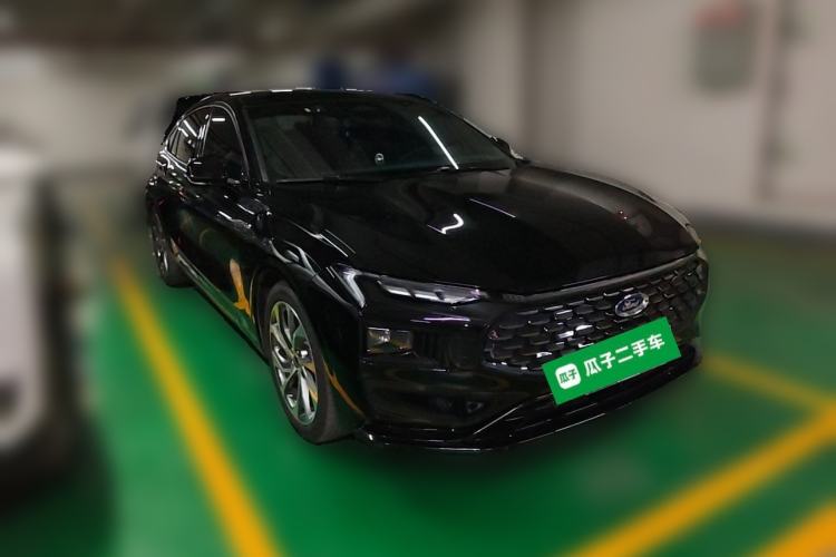 Used Ford Mondeo 2022 EcoBoost 245 Ultimate Model Front Right 45 Deg