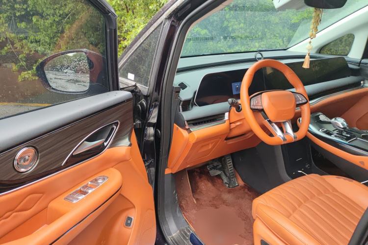 Used FORTHING Xinghai V9 2024 1.5TD 200km Qingyunti Series Premium Version Driver Seat