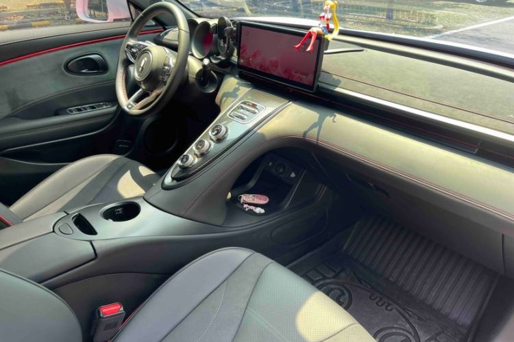 Used ORA Lightning Cat 2024 Dark Night Edition 555km Prestige Version Interior 9