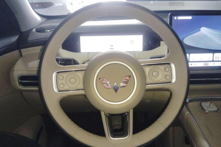 Used Wuling Bingo S 2025 Model 325km Deluxe Edition
