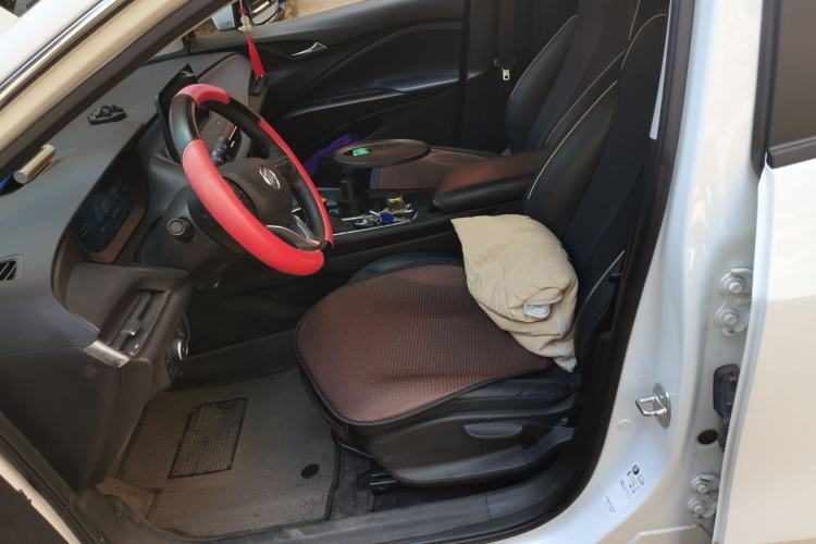 Used Buick Velite 6 2024 450km Range Commuter Version
