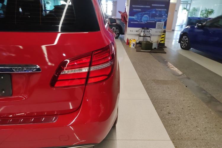 Used Mercedes-Benz B-Class 2018 B 200 Fashion Model