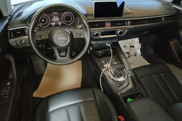 Used Audi A4L 2018 30th Anniversary Edition 40 TFSI Fashion Model
