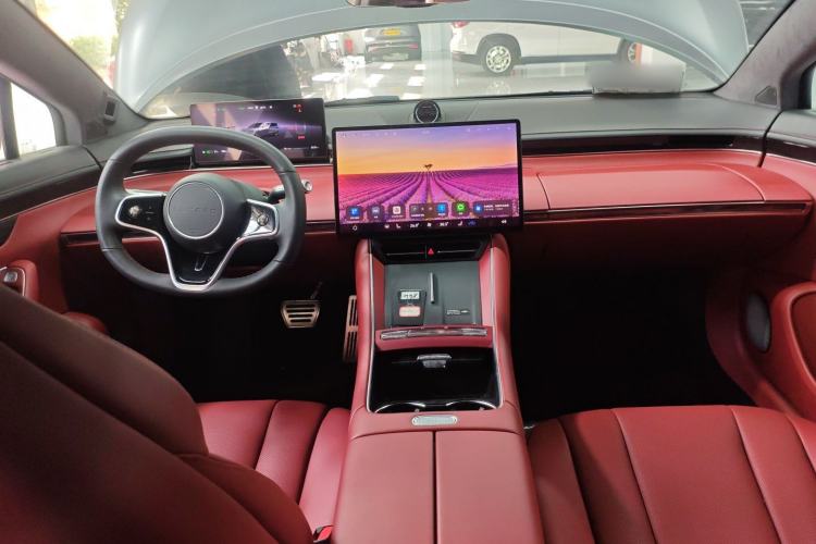 Used Hima Luxeed S7 2025 785 km Ultra