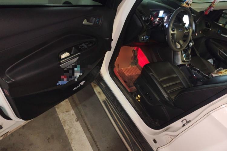 Used Ford Kuga 2015 1.5L GTDi Four-Wheel-Drive Elite Model