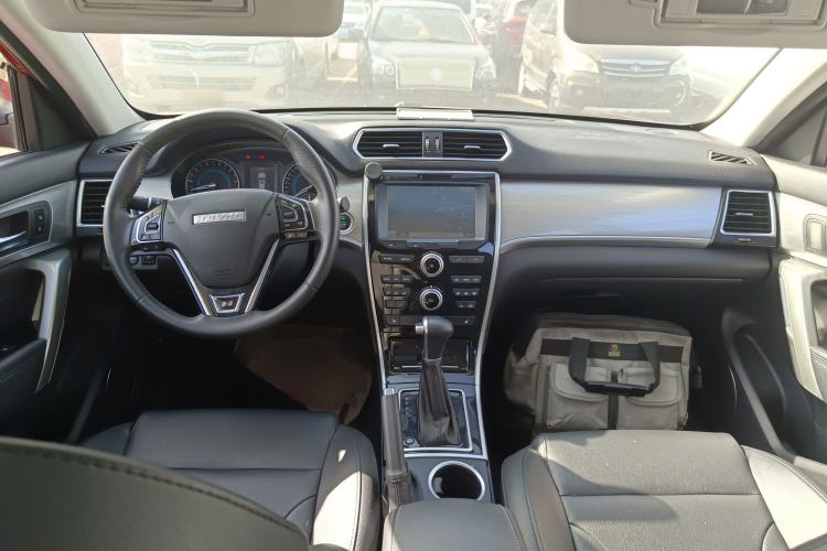 Used Haval H2 2017 Red-Label 1.5T Automatic Two-Wheel Drive Elite Model
