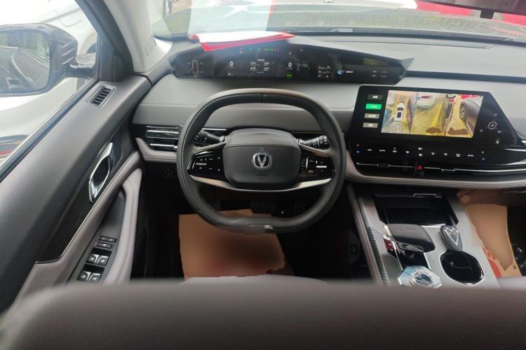 Used Changan UNI-K iDD 2023 Zhidian iDD 1.5T 135km Smart & Fun Model
