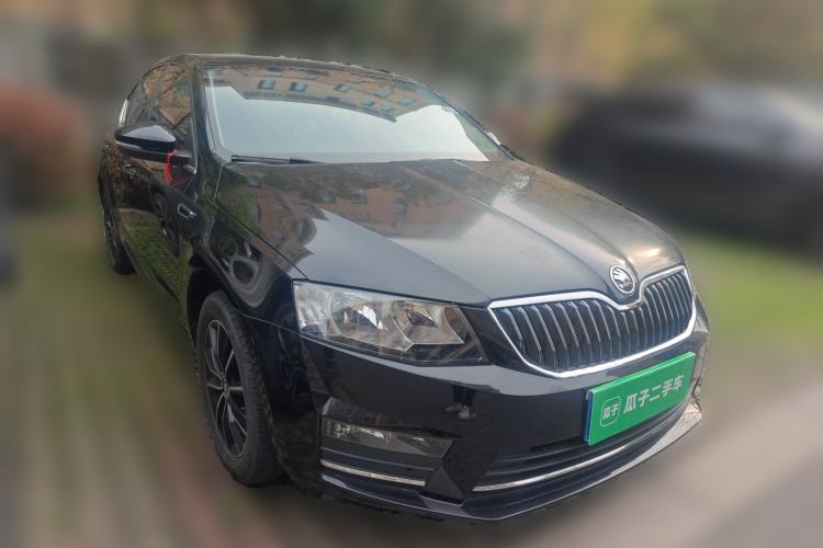 Used Skoda Octavia 2017 1.6L Automatic Smart Drive Edition