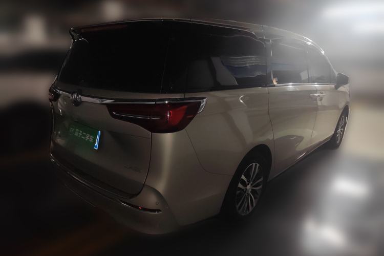 Used Buick GL8 2022 ES Landtrek 653T Comfort Edition