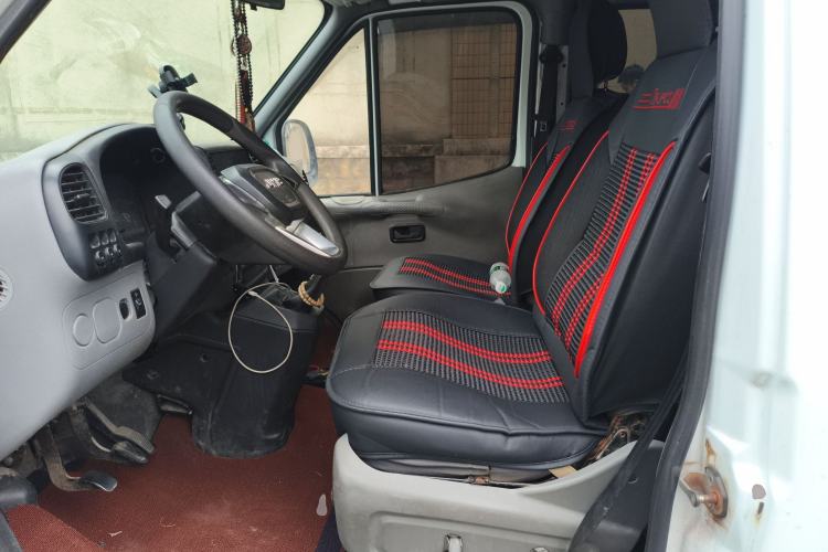 Used JMC Transit 2019 2.8T Commercial Version Intelligent Automatic Transmission Short Wheelbase Mid-Roof Design 6 Seats China VI Emission Standard – JX493
