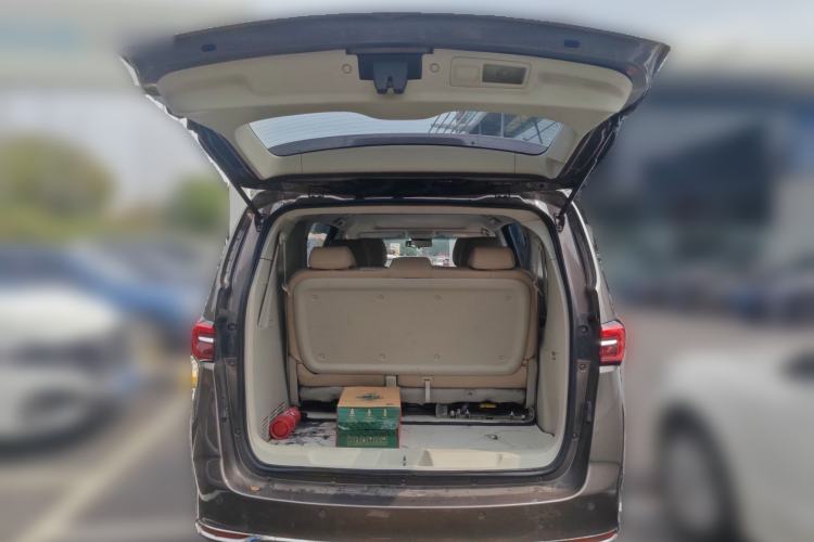 Used Buick GL8 2021 Land Cruiser Executive Class 652T Comfort Model Trunk