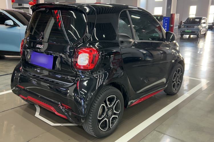 Used smart fortwo 2019 0.9T 66kW Hardtop Wind Power Edition China VI