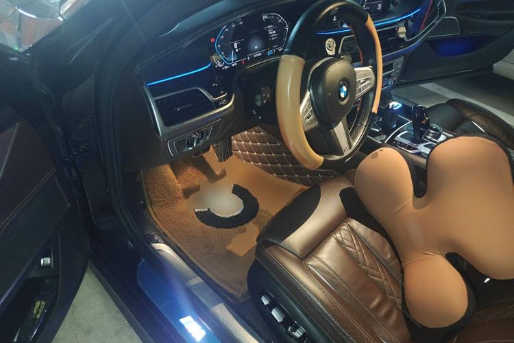 Used BMW 7 Series 2021 730Li M Sport Package Driver Seat