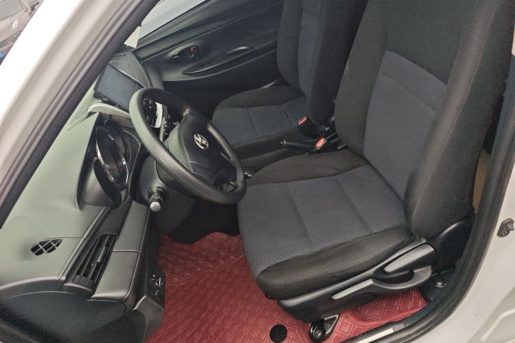 Used Toyota YARiS L Zhi Xuan 2016 Revised 1.5E CVT Charming Edition
