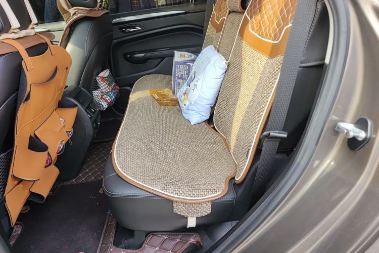 Used Cadillac SRX 2015 3.0L Comfort Version
