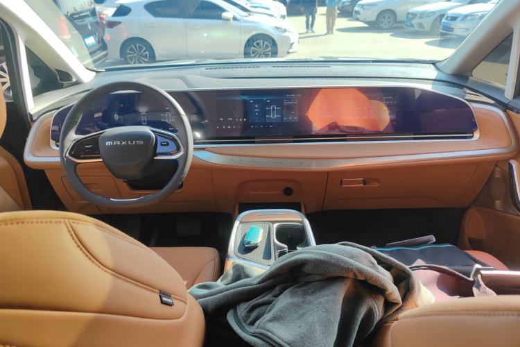 Used SAIC MAXUS Dajia 9 2024 Super Hybrid Ultra-Long Range Forest Edition 7-Seater