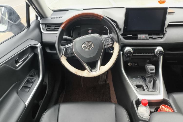 Used Toyota RAV4 2021 2.0L CVT 4x4 Trend Edition
