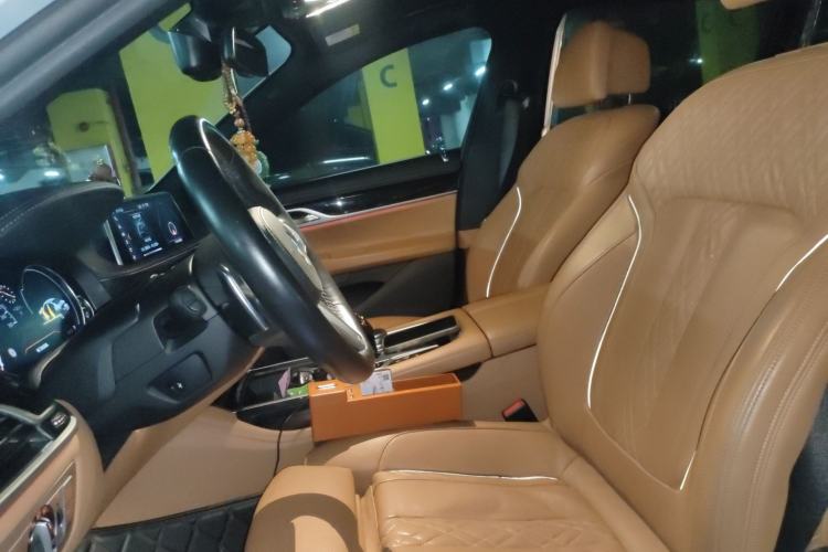 Used BMW 7 Series 2018 730Li Luxury Edition M Sport Package Left Front Seat