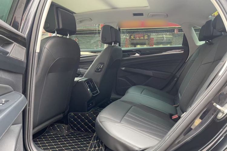 Used Volkswagen Passat 2025 Outstanding Model 380TSI Starry Dragon Edition Interior 3