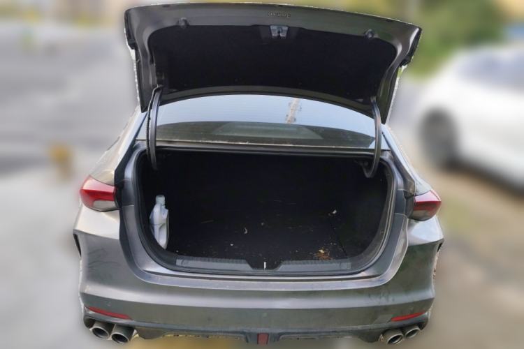 Used GAC Trumpchi EMPOW 2021 270T DCT J15 Version Trunk