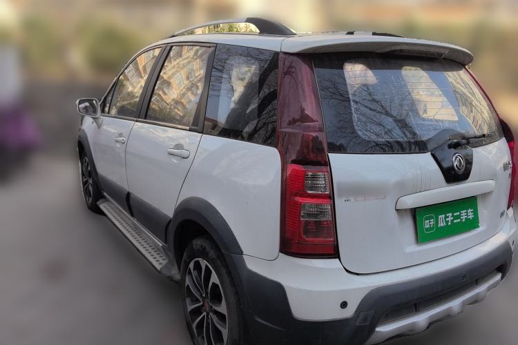 Used FORTHING Joyear X5 2013 1.6L Manual Luxury Model China V Standard