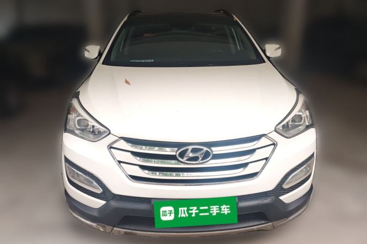 Used Hyundai Santa Fe Classic 2013 3.0L Four-Wheel Drive Luxury Edition 7 Seats Euro IV Front