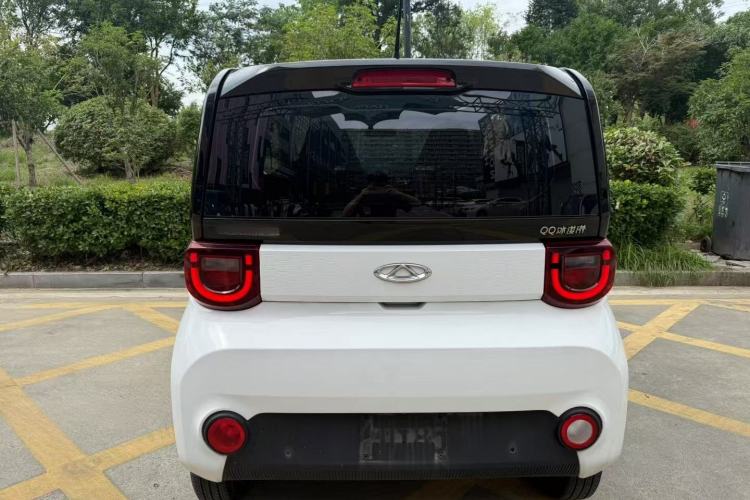 Used Chery New Energy QQ Ice Cream 2022 170km Sundae Phosphate Lithium-Ion