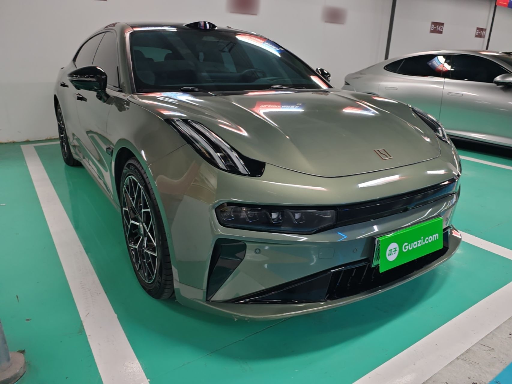 Zeekr 001 2025 WE Edition 95 kWh All-Wheel Drive — снимка 3